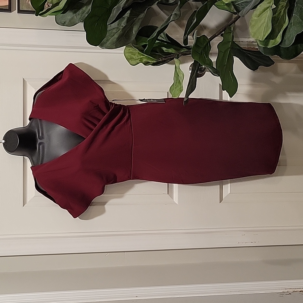 NWT Lulu's Cold Shoulder Dress
